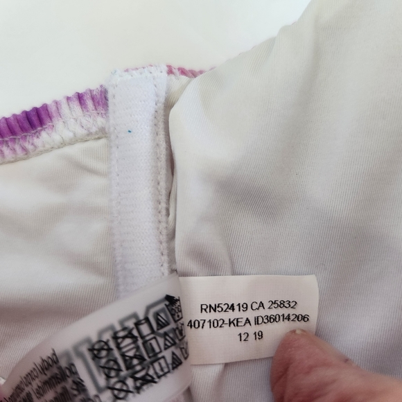 Victoria's Secret PINK Pastels TIe-Dye Underwire Padded Bikini Top Medium - Picture 7 of 8